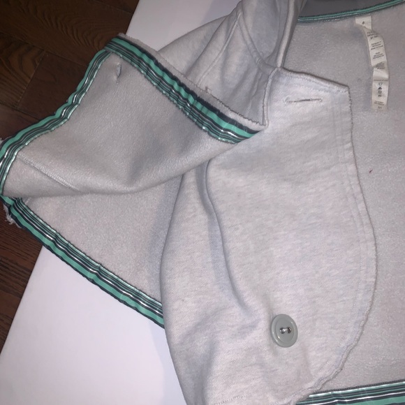 Lululemon  jacket poncho - Picture 5 of 9